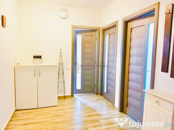 Apartament 3 camere, et.1, 70 mp utili, 2 locuri parcare 