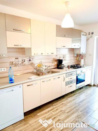 Apartament 3 camere, et.1, 70 mp utili, 2 locuri parcare 