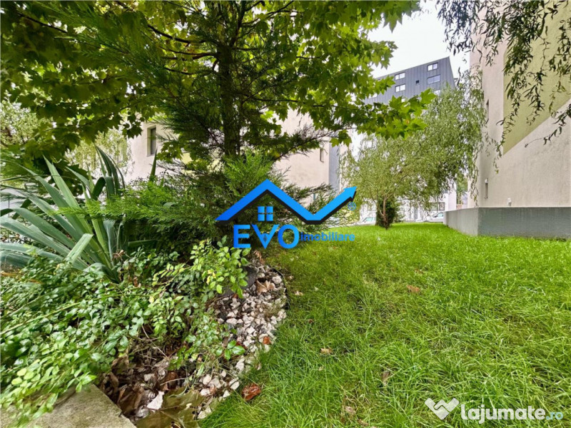 Apartament 3 camere de , 72 mp, Pacurari 