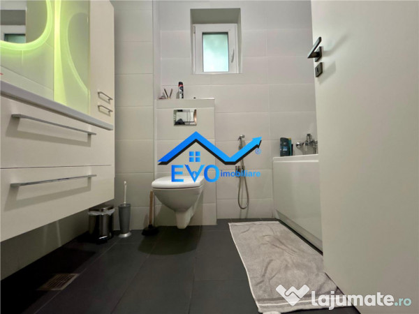 Apartament 3 camere de , 72 mp, Pacurari 