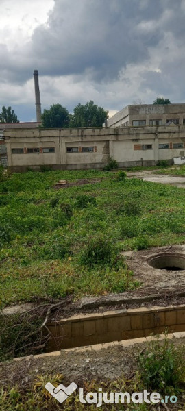 Activ de vanzare la 10 Km de Municipiul Braila ,3 Km de Dunare 