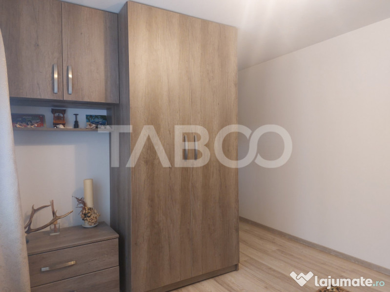 Casa in zona centrala 5 camere 2 bucatarii 3 bai curte comun 