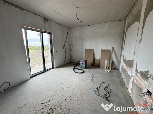 Vila P 1 de in Focsani - Nord 4 dormitoare, 3 bai , 160.000