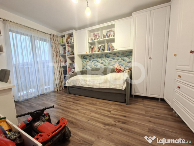 Apartament 3 camere de vanzare balcon terasa pivnita Arhitec