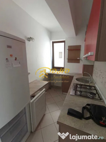 De Vanzare Apartament cu 2 camere CUG 