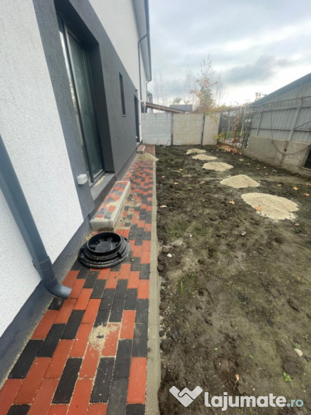 Apartament 2 camere cu curte proprie și 2 locuri de parcare 