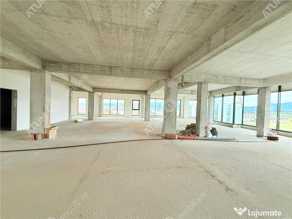 Spatiu comercial de in Sibiu zona Shopping City