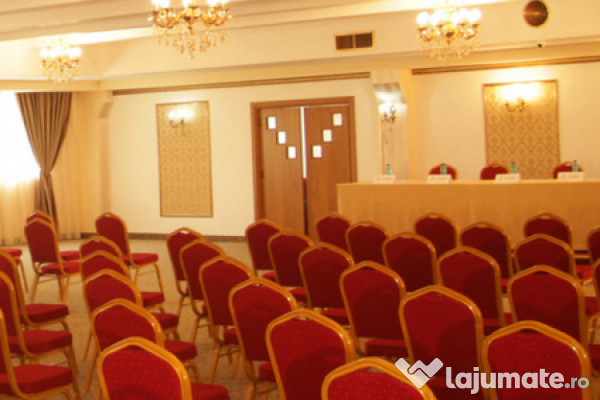 Spațiu evenimente tip ballroom, 440 mp + 1000 mp parcare pr