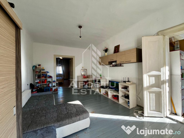 Apartament 3 camere,cladire istorica,centrala proprie in ... 