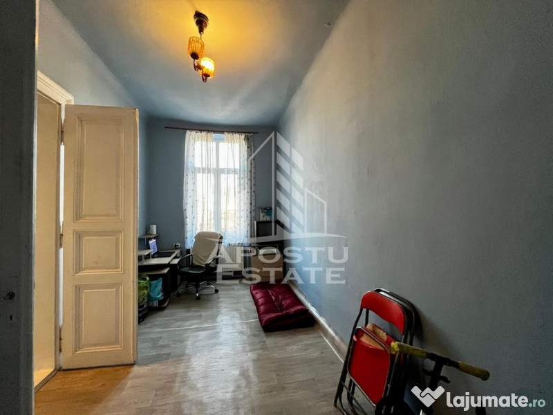 Apartament 3 camere,cladire istorica,centrala proprie in ... 