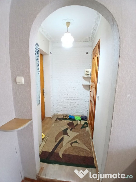 Garsoniera de inchiriat in zona Gorjului 