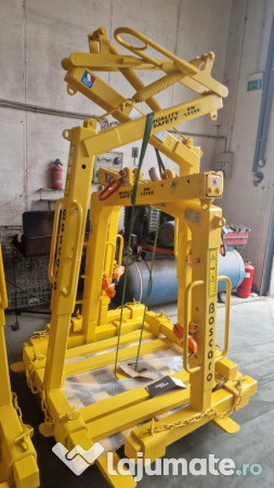 Furca macara pentru paleti 