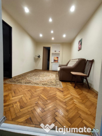 Apartament cu 2 camere de inchiriat in zona Piata Resita