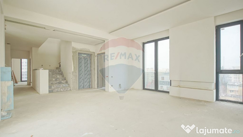 Penthouse de lux cu rooftop și lift privat I Elegant Hou... 
