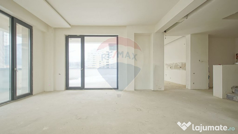 Penthouse de lux cu rooftop și lift privat I Elegant Hou... 