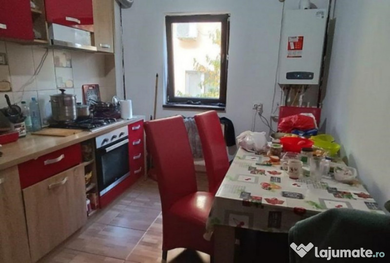 Bagadiru –2 cam, decom, 66 mp, an 2015, LOC DE PARCARE