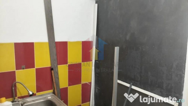 Zona buna! Garsoniera Bariera, etaj 3, 22 mp