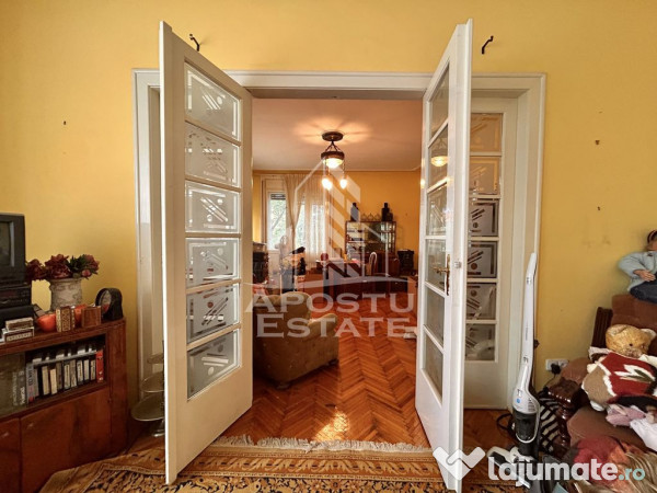 Apartament 3 camere spatios, in zona Ultracentrala cu garaj