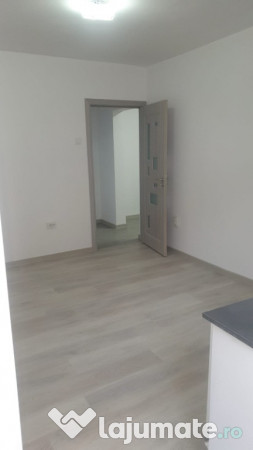 Apartament 2 camere confort 1 decomandat Hipodrom etaj 2 