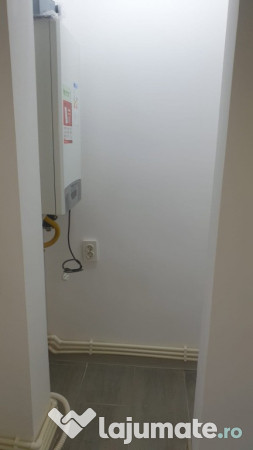 Apartament 2 camere confort 1 decomandat Hipodrom etaj 2 