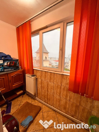 Apartament 3 camere decomandat Alexandru cel Bun