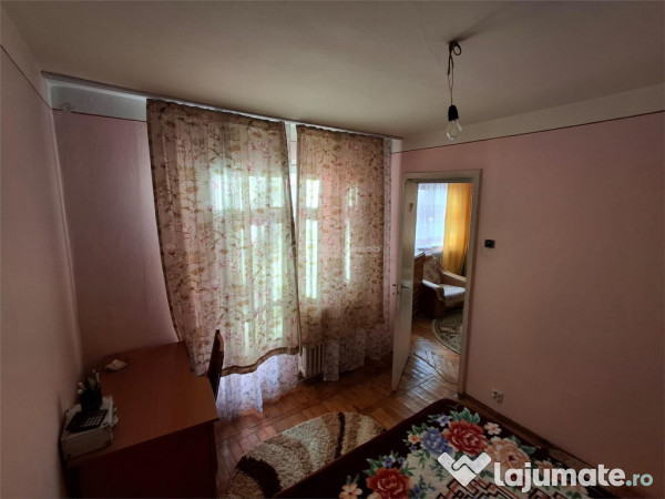 Resita, Chirie 2 cam., Micro III