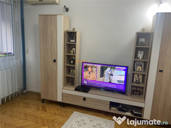 Apartament 3 camere , zona cartier Sud ,et 2/4 , decomandat