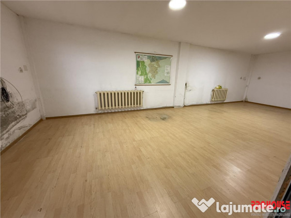 Hal#259; de închiriat în Luizi Calugara - 370 mp constr...