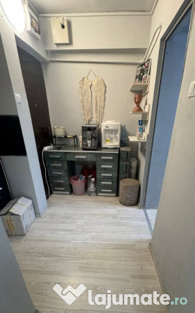 Spațiu comercial, zona Podu Roș, la bulevard