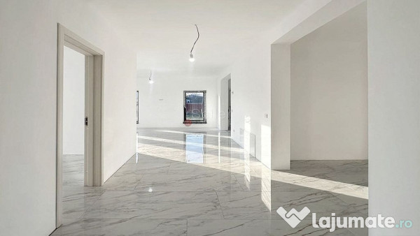 Curte Generoasa Compartimentare Practica