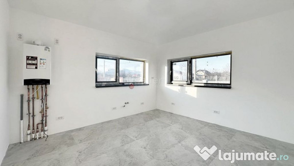 Curte Generoasa Compartimentare Practica