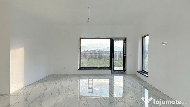 Curte Generoasa Compartimentare Practica