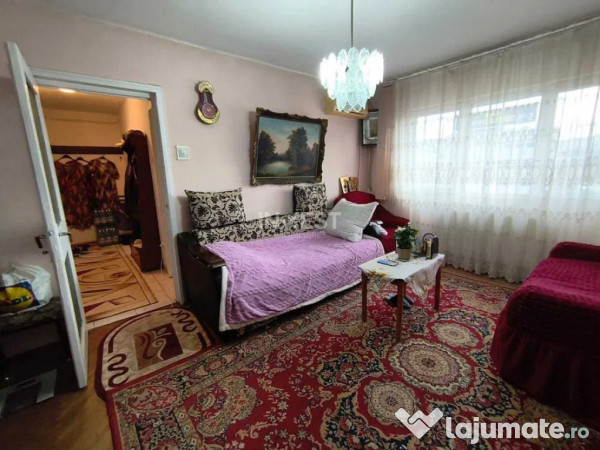 Apartament 2 camere-50 mp-Podu Ros-bloc fara risc