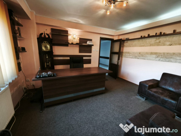 Spatiu birou, zona Stefan cel Mare, Radauti