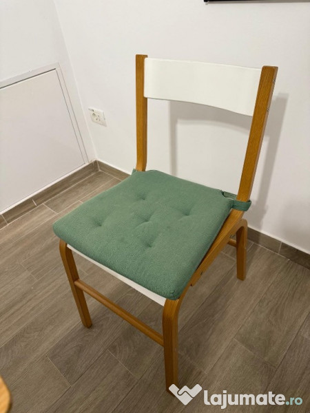 Set masa bucătărie cu 4 scaune