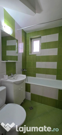 Apartament 2 camere de vanzare, zona Imparatul Traian 