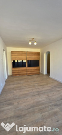 Apartament 2 camere de vanzare, zona Imparatul Traian 