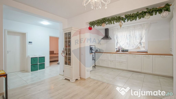 Casă pe parter cu încălzire în pardoseală – Sânpe... 