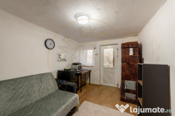 Casă- garaj - teren- Câmpulung Muscel Jud Argeș!