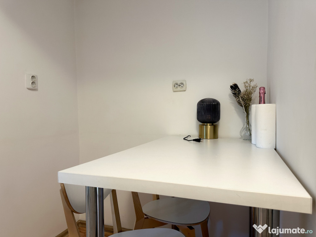 3 camere | Centrala proprie | 2 Bai | Unirii - Casa Poporulu