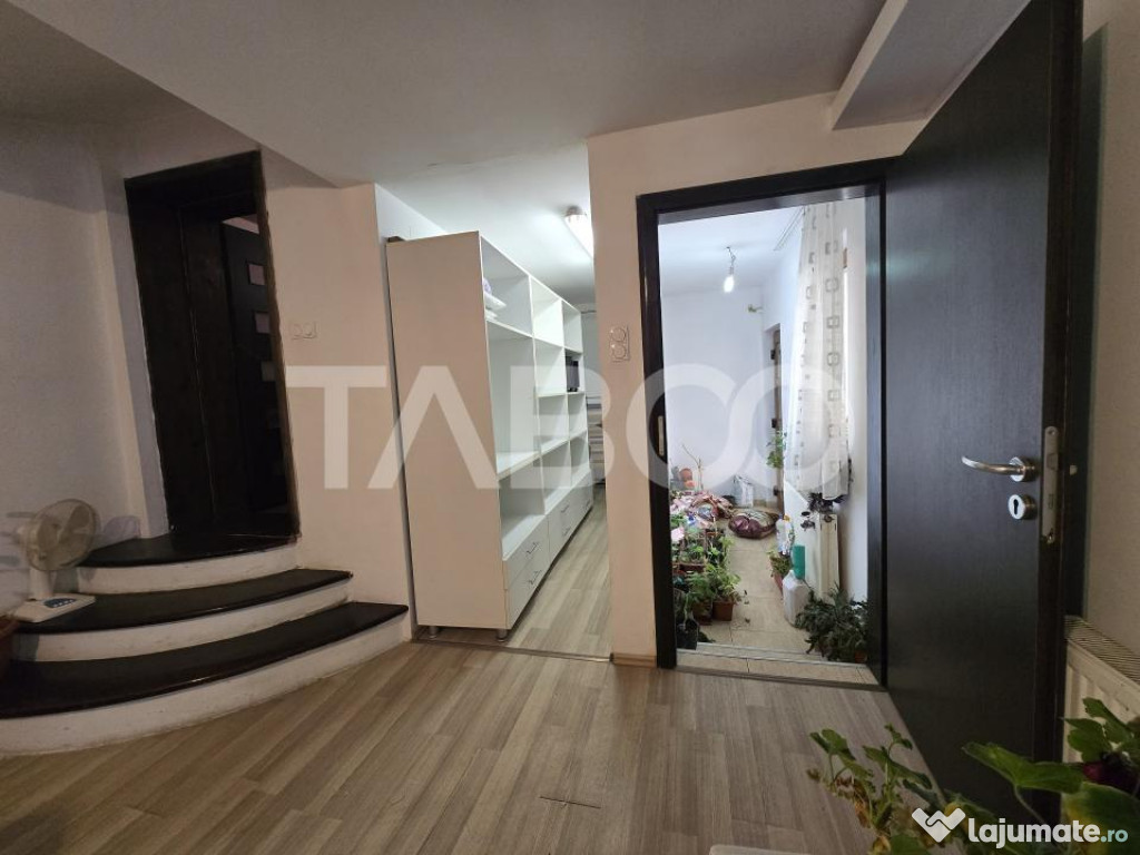 Spatiu pentru birouri de inchiriat 30mpu zona Lupeni Sibiu