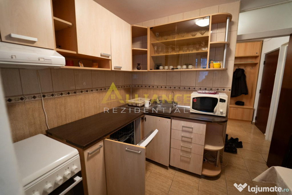 Apartament 3 camere de #238;nchiriat Aparatorii Patriei 
