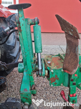 Plug Reversibil Reget Saturn 3 trupite 