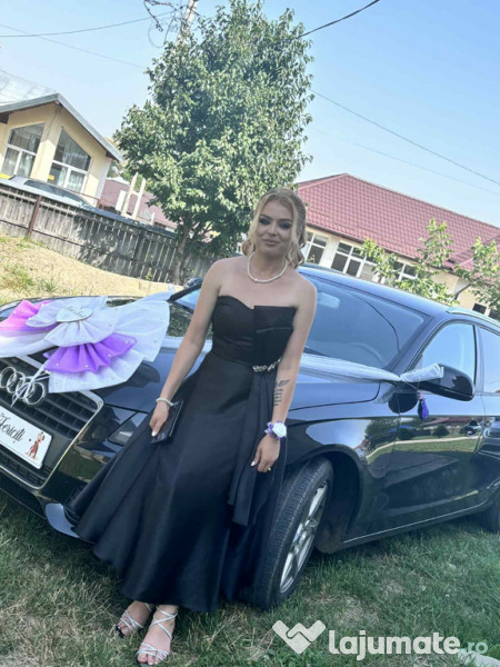 Rochie impecabilă a fost purtată 4 ore