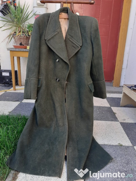 Uniformă silvică din epoca comunistă