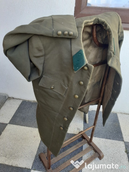 Uniformă silvică din epoca comunistă