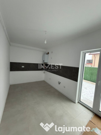 Case Tip Înșiruit P+1E cu Finisaje Premium în Valea Lupul 