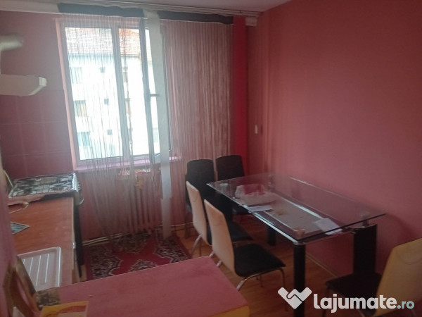 Apartament 3Cam 75mp Asirom aproape de centru decomandat centrala 2bai 