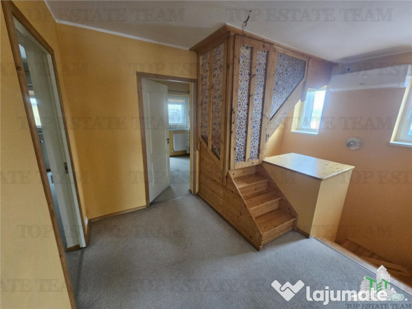 Casa 274mp cu panouri solare/garaj dublu in Ciorogarla 