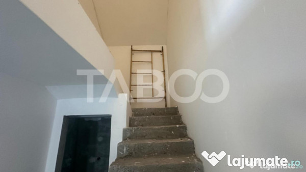 Casa de tip duplex 4 camere 140 mpu 2 bai zona Veterani in S 